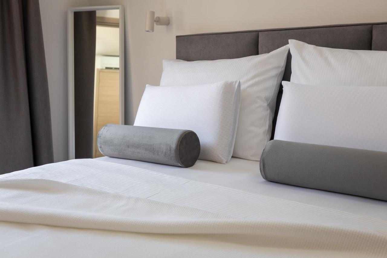 Residence The One - New Komiza Luaran gambar